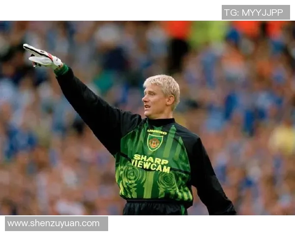 丹麦与英国足球明星的辉煌历程与传奇故事探秘